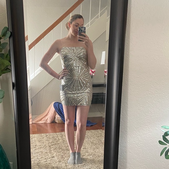 Silver sequin dress - Picture 3 of 3